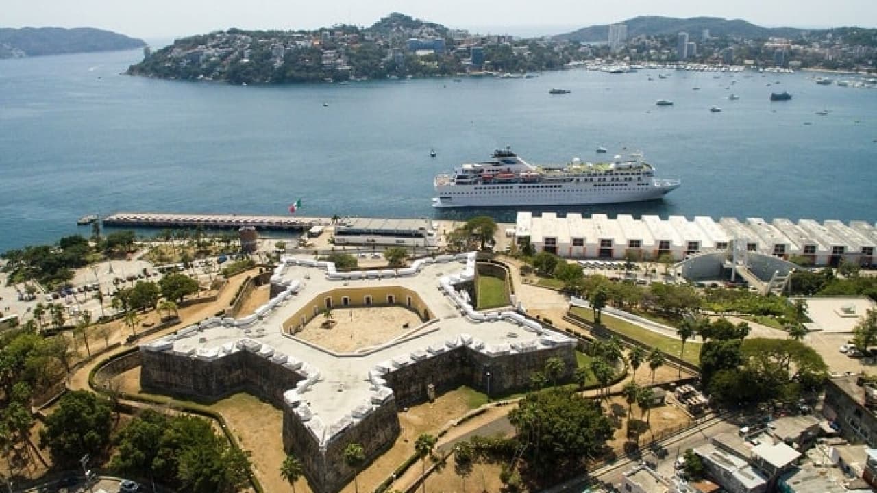 Acapulco — Clara Contigo